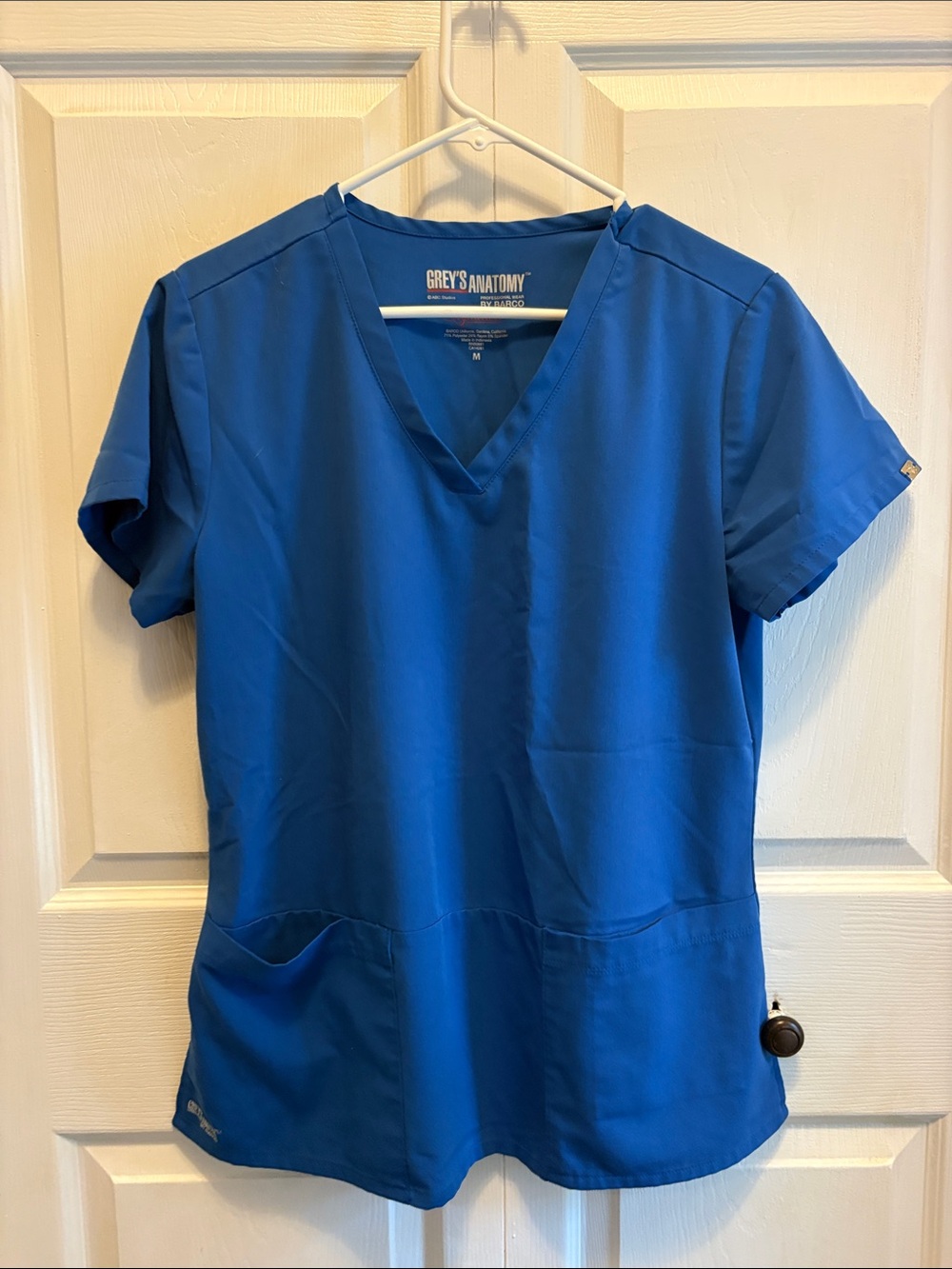 Greys Anatomy by Barco Signature Royal Blue V-Neck Scrub Top Womens Medium
